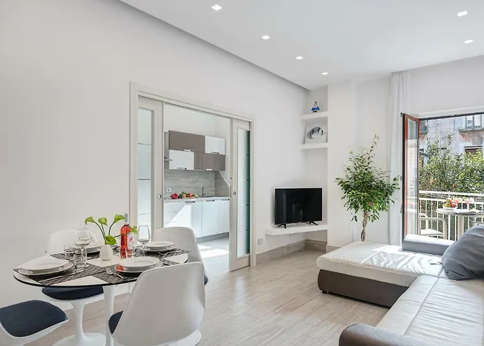 Gocce - El Royale * סורנטו